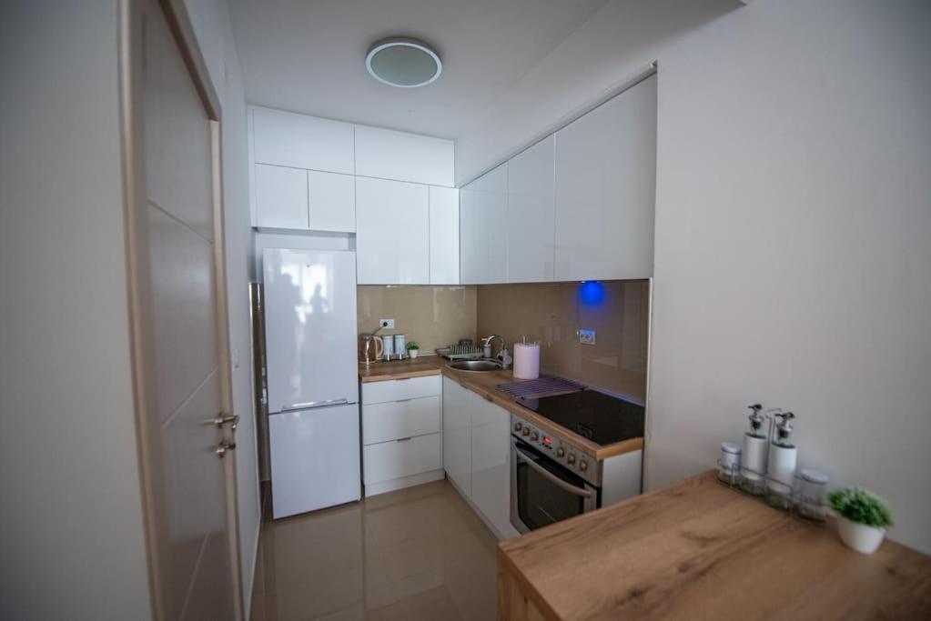 Joy Apartment Bitola Buitenkant foto